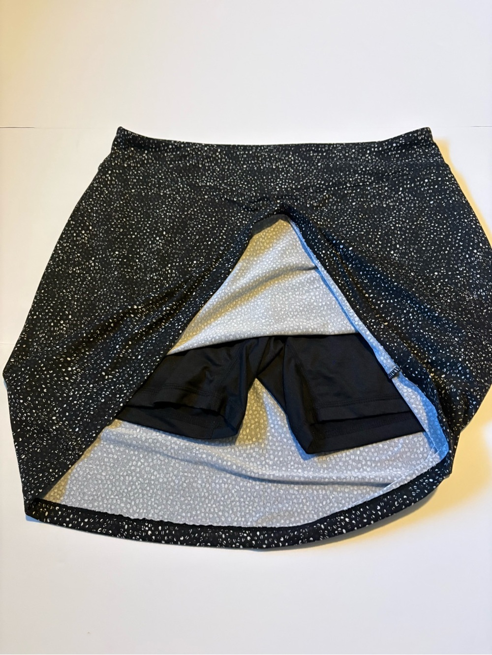 Black Polka Dot Women’s Skort Duo, Sz M. - Picture 10 of 12